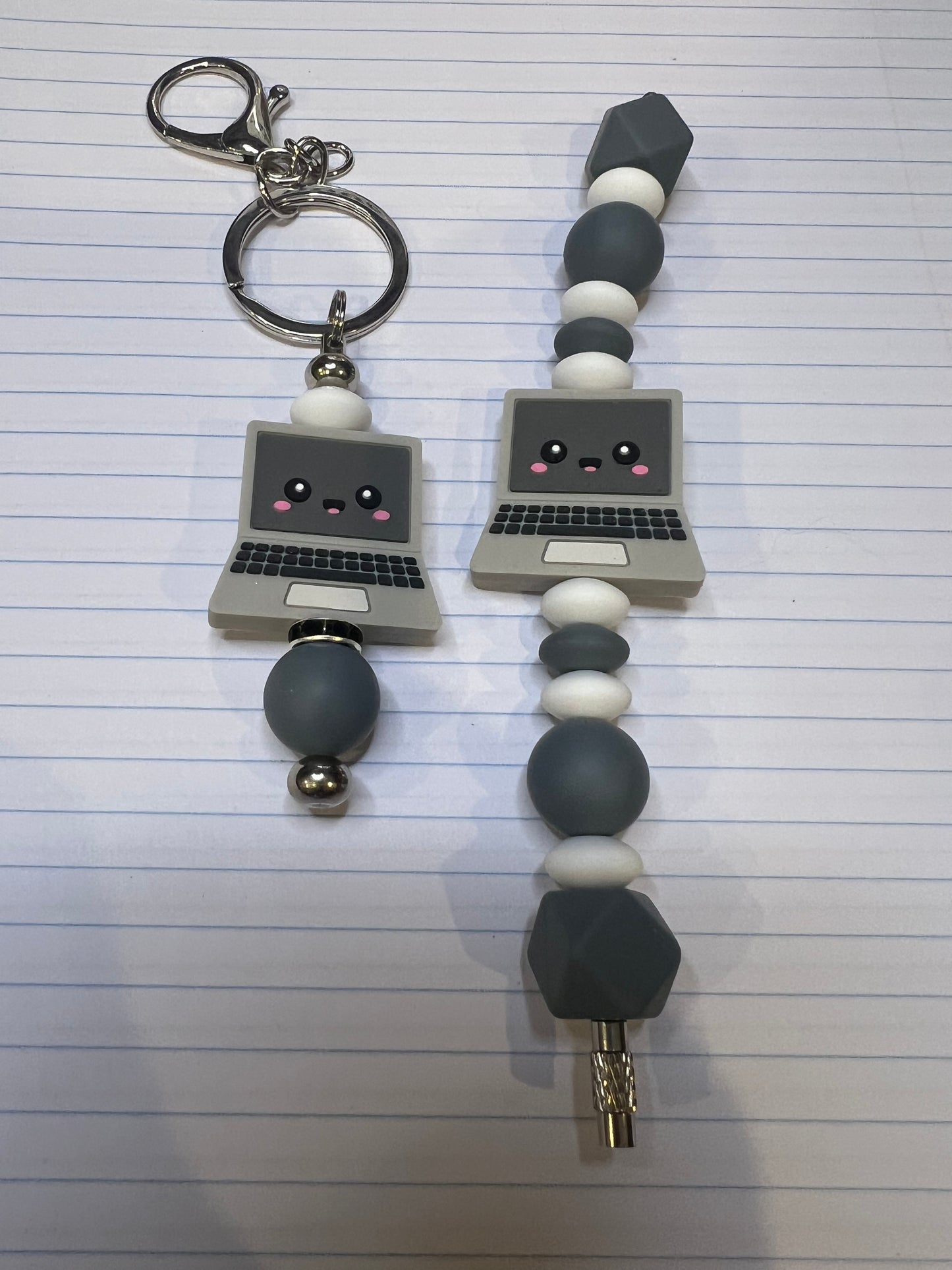Teacher Tech Essentials – Beaded Pen & Keychain Set